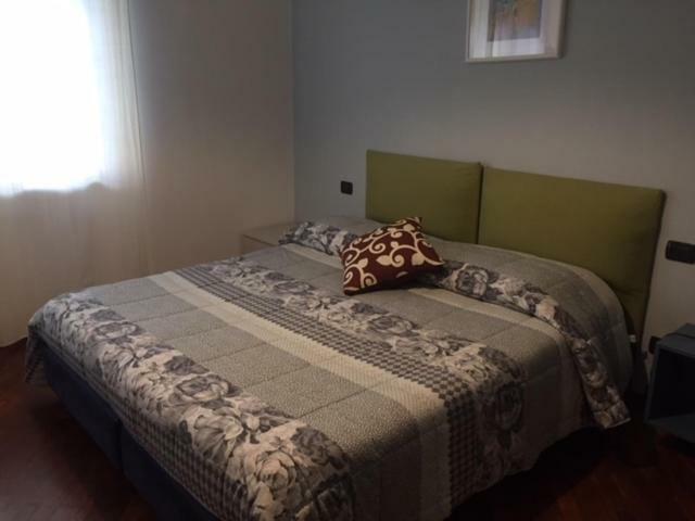 Casa Vittoria Bed & Breakfast Наполи Екстериор снимка
